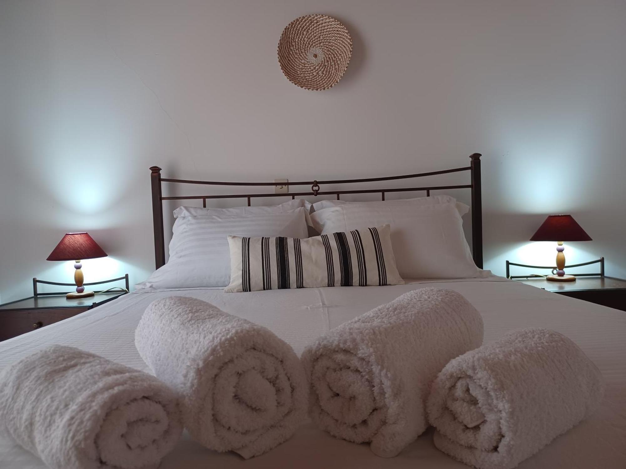Nerissa Bungalow 2, Two Bedroom House With Sea View Σπαρτιά Εξωτερικό φωτογραφία