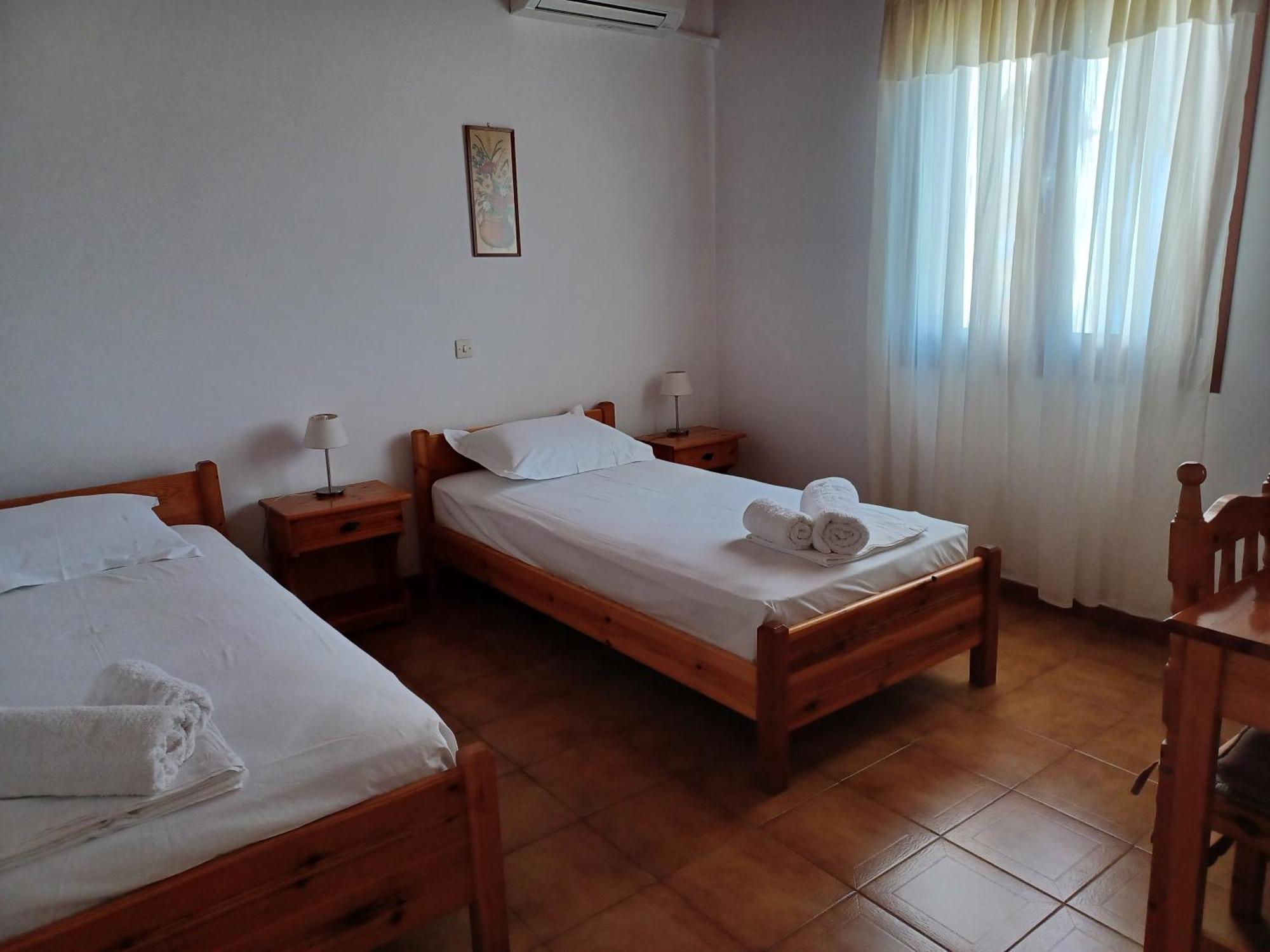Nerissa Bungalow 2, Two Bedroom House With Sea View Σπαρτιά Εξωτερικό φωτογραφία